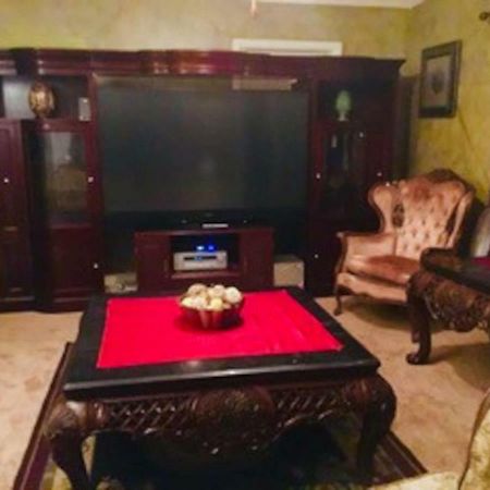 BEST DEAL IN TOWN! Entire 1 Bedroom Apartment 59 Montgomery Buitenkant foto