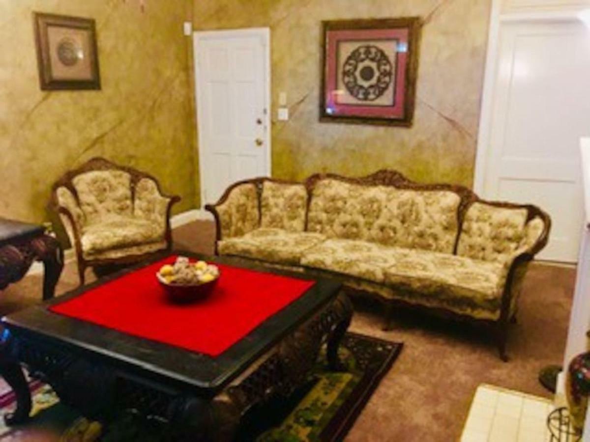 BEST DEAL IN TOWN! Entire 1 Bedroom Apartment 59 Montgomery Buitenkant foto
